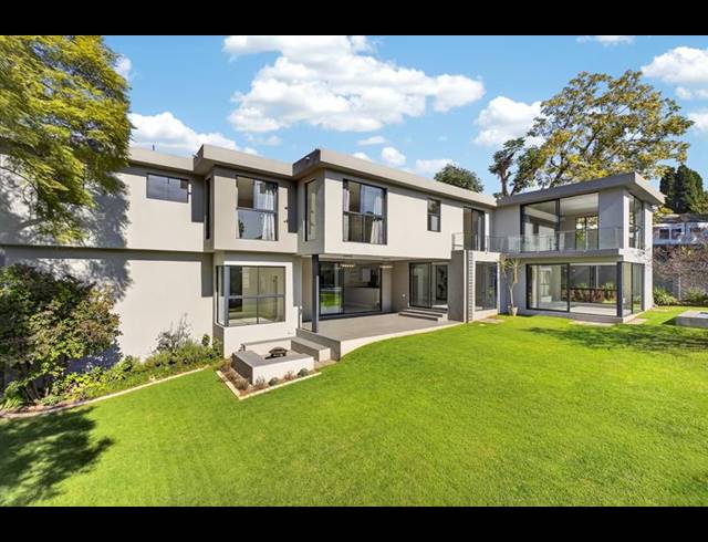 4 BEDROOM HOUSE FOR SALE IN BRYANSTON